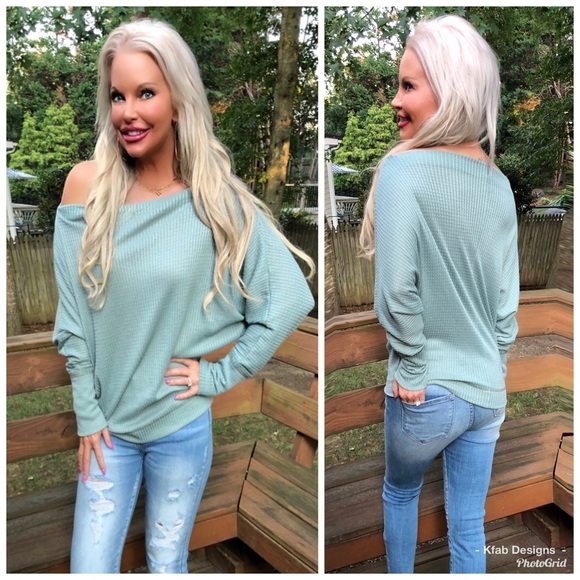 🛍LAST 1! Waffle Knit Off Shoulder Dolman Top - Picture 4 of 6
